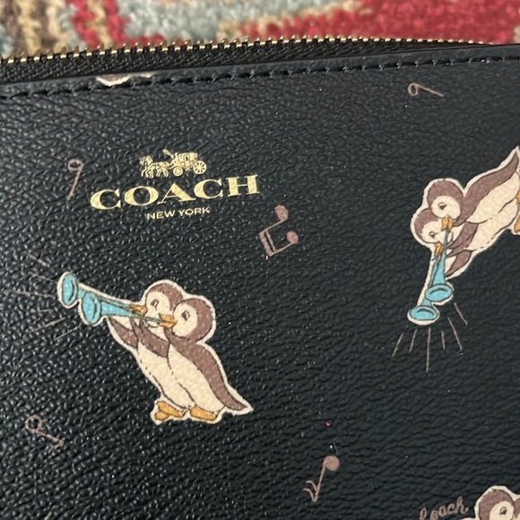 Coach Leather Wristlet/Wallet - Picture 3 of 5